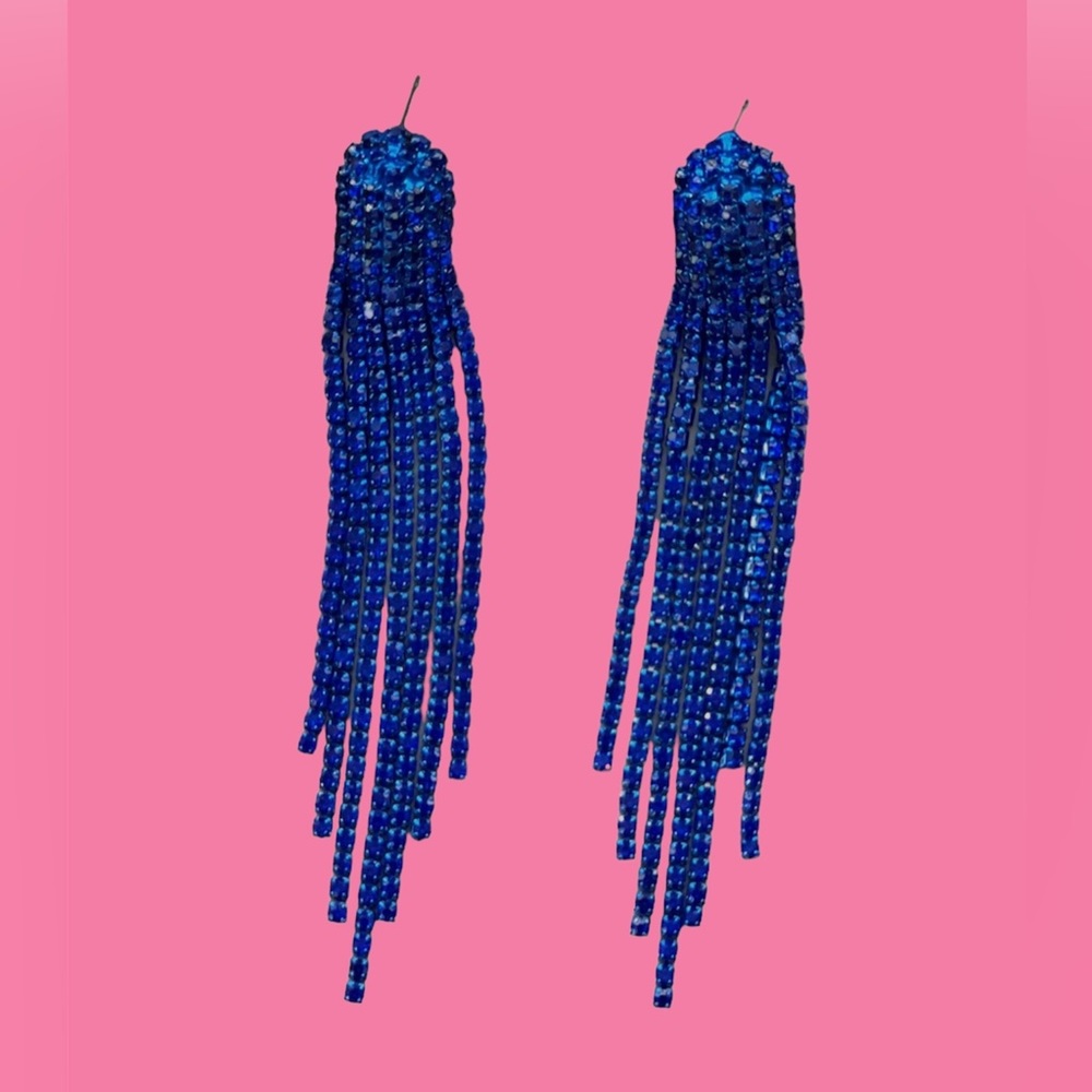 NEW Fringe Rhinestone Earrings.
Delicate and Lightweight.